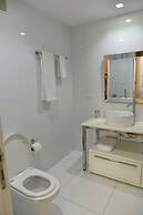 Yoo Panama & Arts Tower