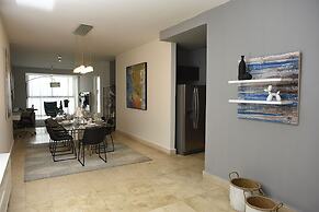 Yoo Panama & Arts Tower