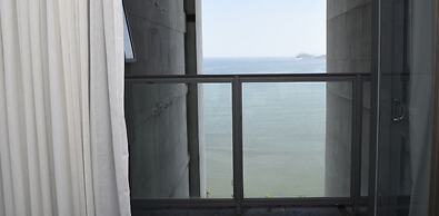 Yoo Panama & Arts Tower