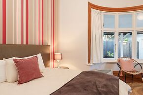 Esplanade Apartments