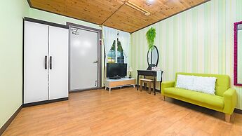 Gapyeong Cheongsol Pension