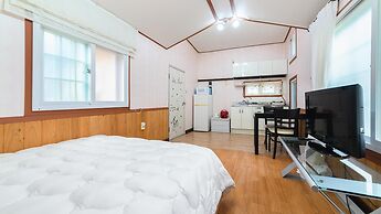 Gapyeong Cheongsol Pension