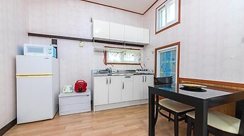 Gapyeong Cheongsol Pension