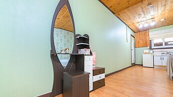 Gapyeong Cheongsol Pension