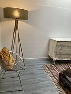 Caruma Surf Hostel & Suites