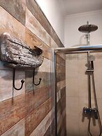 Caruma Surf Hostel & Suites