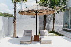 Concrete Retreat Umalas