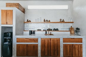 Concrete Retreat Umalas