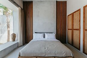 Concrete Retreat Umalas