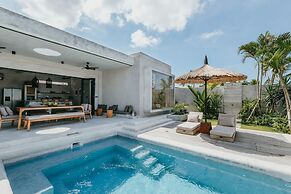 Concrete Retreat Umalas