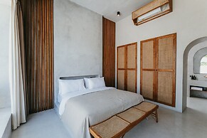 Concrete Retreat Umalas