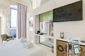 Vico Bianco Raro Rooms Collections