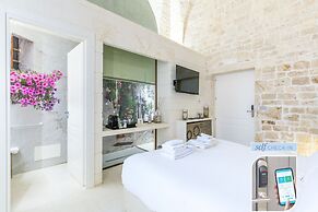 Vico Bianco Raro Rooms Collections