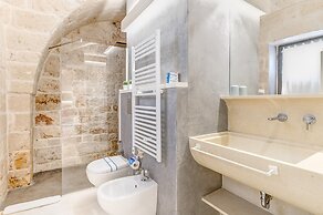 Vico Bianco Raro Rooms Collections