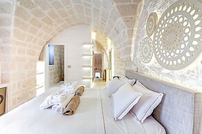 Vico Bianco Raro Rooms Collections