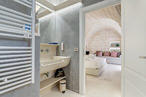 Vico Bianco Raro Rooms Collections