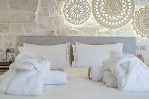 Vico Bianco Raro Rooms Collections