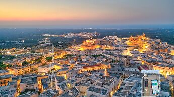 Vico Bianco Raro Rooms Collections