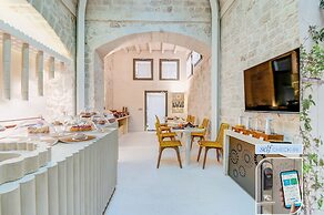 Vico Bianco Raro Rooms Collections