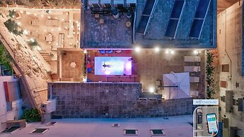 Vico Bianco Raro Rooms Collections