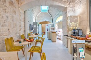 Vico Bianco Raro Rooms Collections