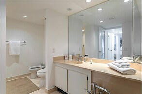 Chic Bayfront Condo With Stunning View