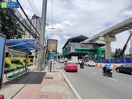 Zayn Express & Suites