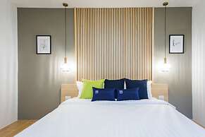 Zayn Express & Suites