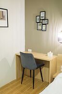 Zayn Express & Suites