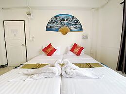 Remember @ Phuket Town Hostel