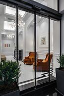 Praxitelous Luxury Suites