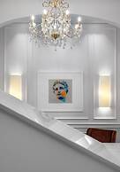 Praxitelous Luxury Suites