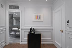 Praxitelous Luxury Suites