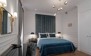 Praxitelous Luxury Suites