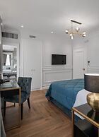 Praxitelous Luxury Suites