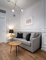 Praxitelous Luxury Suites