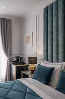 Praxitelous Luxury Suites