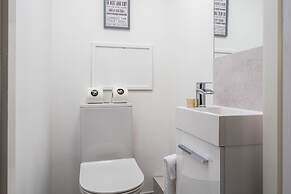 Marlborough Court - Donnini Apartments