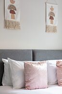 Marlborough Court - Donnini Apartments