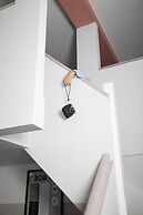 Bob W Commercial House