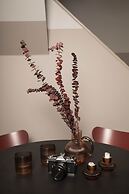 Bob W Commercial House