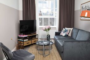 Bob W Commercial House