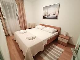 Ana Center Apartment in the Center of Split City