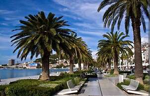 Ana Center Apartment in the Center of Split City