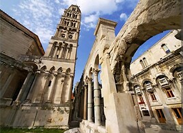 Ana Center Apartment in the Center of Split City