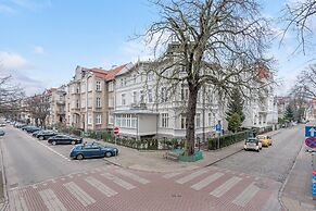 Indygo Apartments by Renters