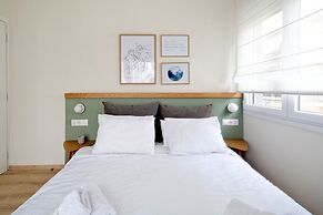 Eos Residence