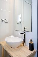 Eos Residence