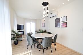 Eos Residence