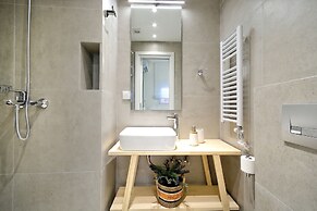 Eos Residence